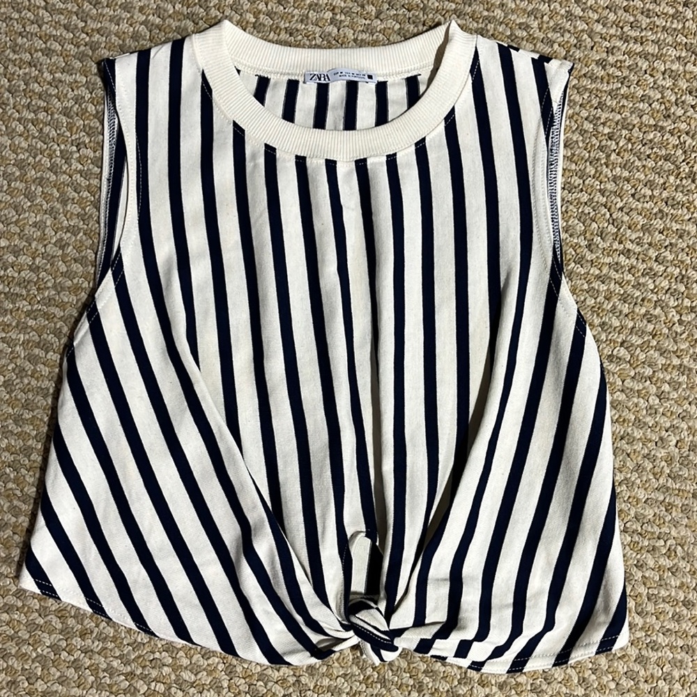 Zara cotton crop top - navy and cream vertical stripes, tie waist - size…